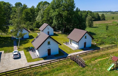 gmina Karnice House | Brick House in Lędzin near Dutch Windmill
