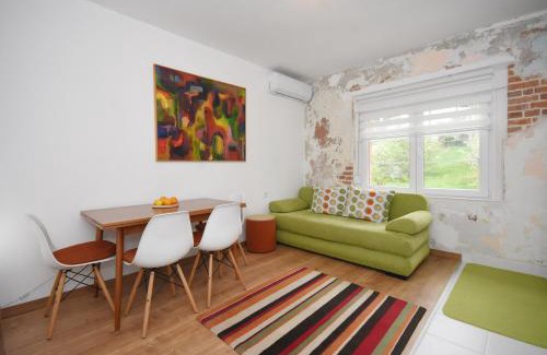 Donje Polje House | Brick house
