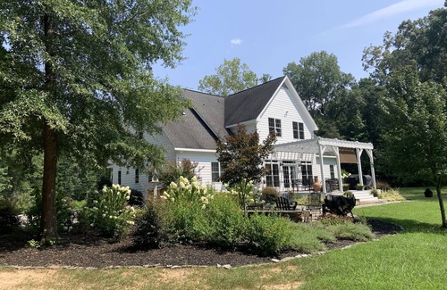 New Hill House | Bride’s wedding party, family reunion, other large group? This place is perfect!