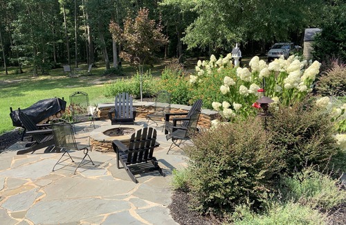 New Hill House | Bride’s wedding party, family reunion, other large group? This place is perfect!