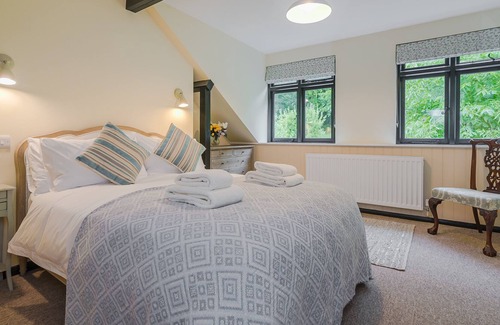 Patrixbourne House | ★Bridge Cottages★Huge garden + Village setting + Near Canterbury + Dog Friendly