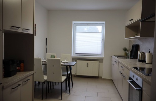Lippstadt Apartment | Bridge EG Whg, 2x Terrasse, Grill,küche,w-lan,wachmaschine,trockner,