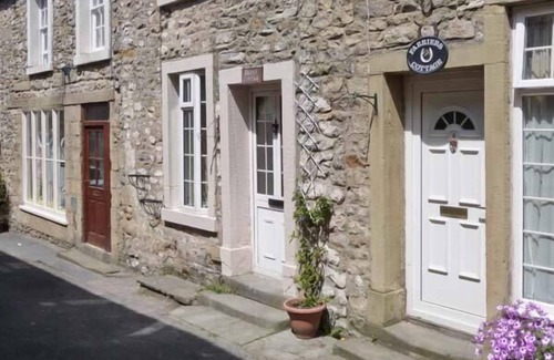 Giggleswick Cottage | BRIDLE COTTAGE, pet friendly, character holiday cottage in Settle