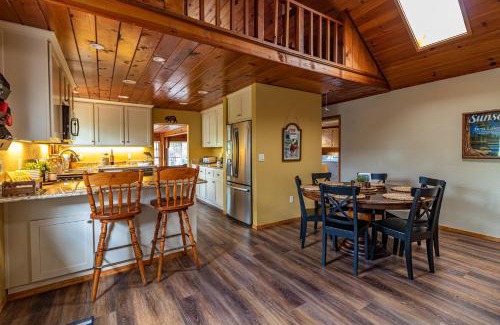 Bass Lake House | Brier Escape