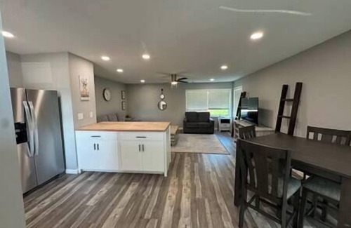 Macon House | Briggs Convenience Haven, Briggs Convenience Haven