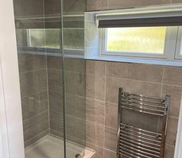Brighouse Apartment | Brighouse Studio - Pet Friendly! - Free Parking