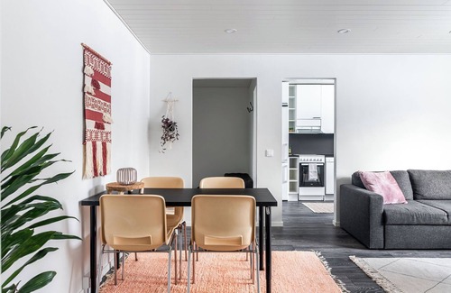 Lahti Apartment | Bright 1BR Apartment next to the Beach