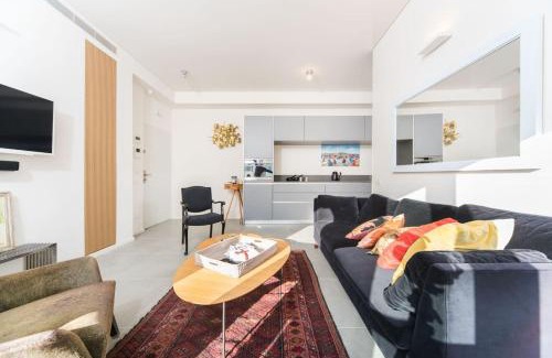 Old North Apartment | Bright 1BR Apartment w Balcony 10 min Walk from Beach with Mamad by Sea N' Rent