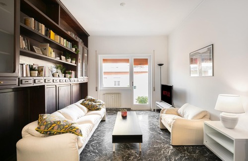 Appio Latino Apartment | Bright 2 Bedroom Apartment in San Giovanni