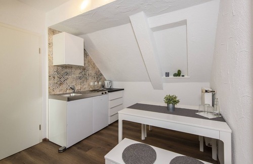 Dillingen an der Donau Apartment | Bright and spacious family room (39 sqm) for up to 4 people with free WiFi