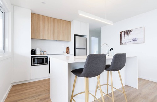 Bridport House | Bright & Airy Coastal abode