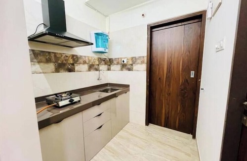 Kandivali East Apartment | Bright & Airy Twin Bed Apartment THE BNB STAY