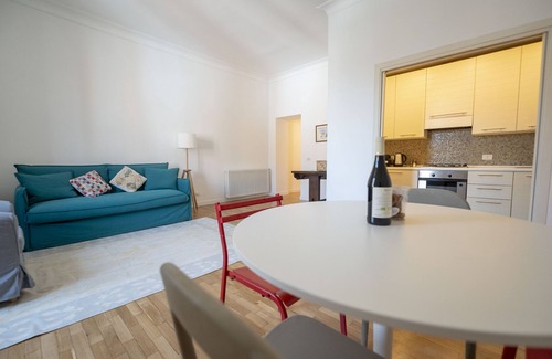 San Lorenzo Apartment | Bright and Lovely Apartment in San Lorenzo