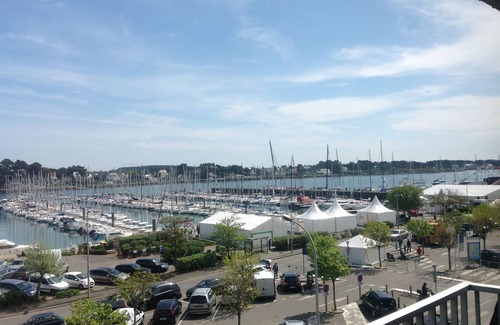 La Trinite-sur-Mer Apartment | Bright and modern apartment in the heart of La Trinité sur mer