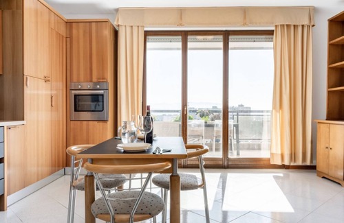Ponte San Giovanni Apartment | Bright apartment with terrace x6