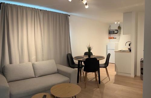 Fana Apartment | Bright Apartament Near the Castle Free Parking Comfort & Elegance