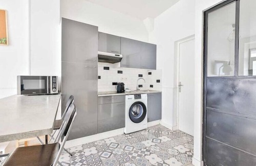 Gare Apartment | Bright apartment - 1BR/4P - Gare