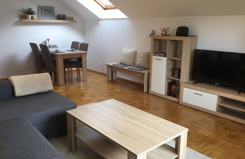 Weinsberg Apartment | Bright apartment balcony, 2 bedrooms - new bathroom 2023