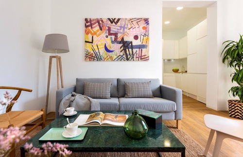 Santa Cruz Apartment | Bright Apartment in Santa Cruz Quarter. Santa Teresa V