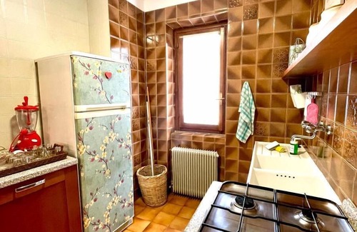Cremeno Apartment | Bright apartment in village center