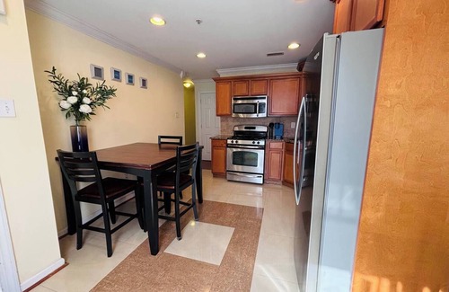 Brewerytown Apartment | Bright Apartment near Art Museum