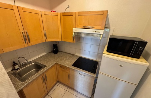 Saint-Jean Apartment | Bright apartment near Château de Caen