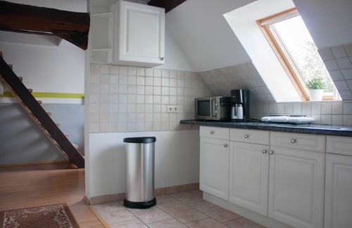 Bruckdorf Apartment | Bright apartment with balcony - pets allowed