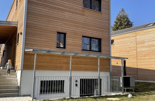 Worthsee Apartment | Bright basement apartment within walking distance of Wörthsee