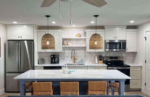 Beachview Country Club Estates Condo | Bright & Beautiful Sanibel Island Beach Condo