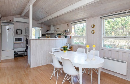 Sønder Vorupør House | Bright Coastal Retreat in Vorupor-By Traum