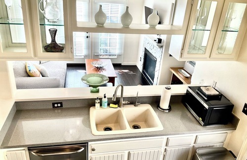 Orchard Hills House | Bright & Comfortable 2BR Home w/Peaceful Patio