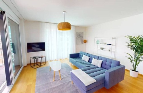 Nyon Apartment | Bright & Contemporary 2-Bed, 2-Bath Apartment in Nyon