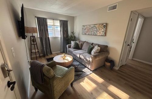Manhattan Apartment | Bright & Convenient Living Near K-State Unit 6