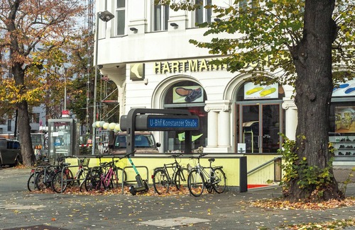 Wilmersdorf Apartment | Bright & Cozy 2BR Apartment in West Berlin,Perfect for Families, 70m to Metro