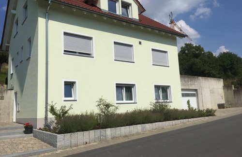 Stuppach Apartment | Bright cozy apartment (50sqm) with 2 single beds and wifi
