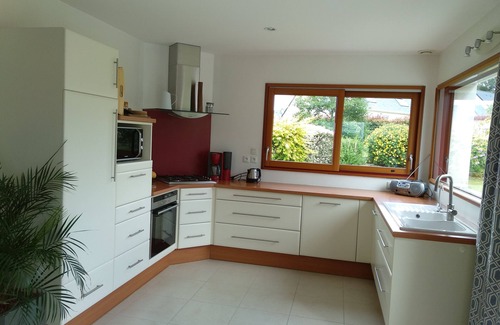 Colpo House | Bright detached house with landscaped garden sleeps 2 to 6, wifi access