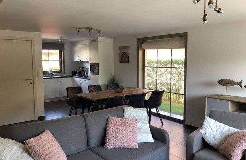 Adinkerke House | Bright Family Stay with Bikes