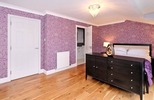Cults House | Bright family Townhouse with stunning views over Royal Deeside