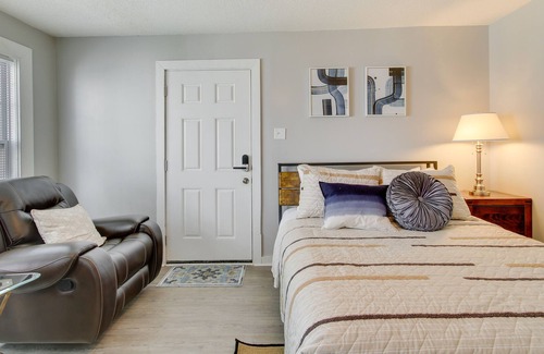 Florence Apartment | Bright Florence Vacation Rental Near Attractions!