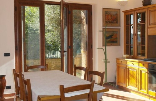 Caldana House | Bright house with garden and panoramic views to the south and the sea