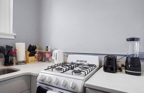 Charlotte Center City Apartment | Bright&inviting~1BR suite~In Uptown