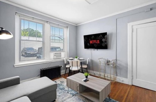 Charlotte Center City Apartment | Bright&inviting~1BR suite~In Uptown