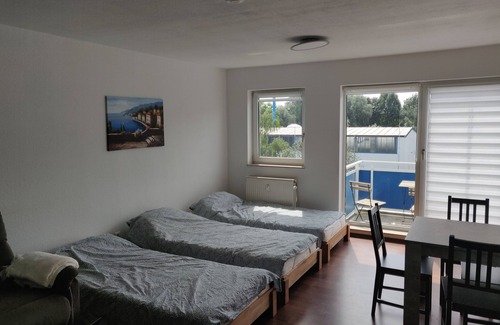 Bernau bei Berlin Apartment | Bright maisonette apartment, 2 bathrooms, 2 balconies, 200mbit, dishwasher, washer-dryer