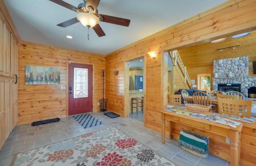 Minong House | Bright Minong Vacation Rental on Little Sand Lake!