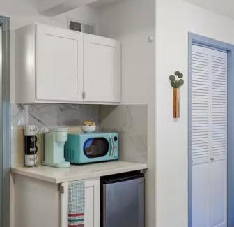Inner Parkside Apartment | Bright & Modern 2BR 2Bath Near SFSU & Transit
