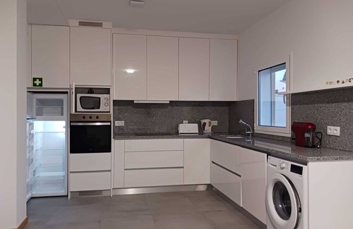 Montes de Alvor Apartment | Bright, quiet apartment. Close to town center and beaches.