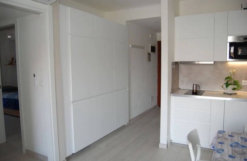 Grado Apartment | Bright, renovated apartment with two rooms and parking space - 300m from the sea