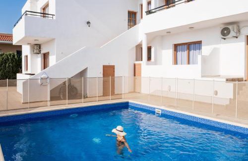 Kissonerga Apartment | Bright sea view suite with sunset & pool Paphos