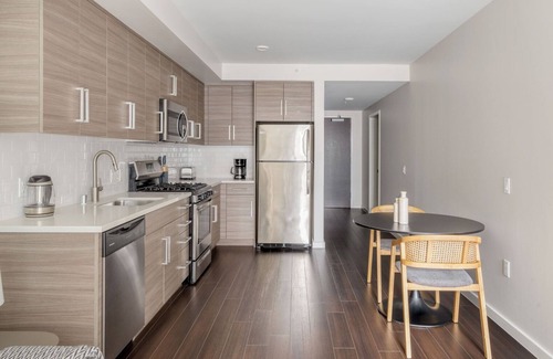 Civic Center Apartment | Bright Soma 1BR w/Concierge, Theater & On-Site Retail, by Blueground