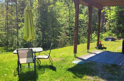Val-des-Monts Apartment | Bright, spacious, and private apartment